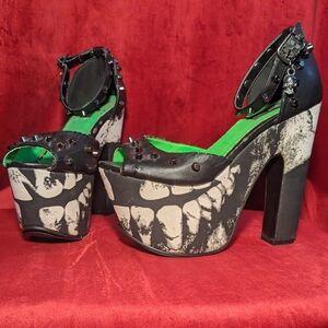 listing-status-banner